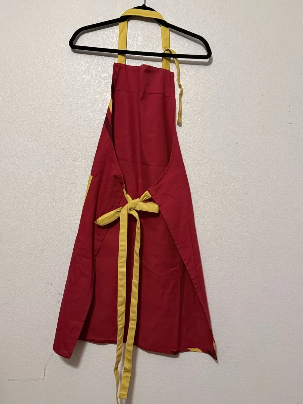 Harry Potter Gryffindor Red and Yellow Apron 0255